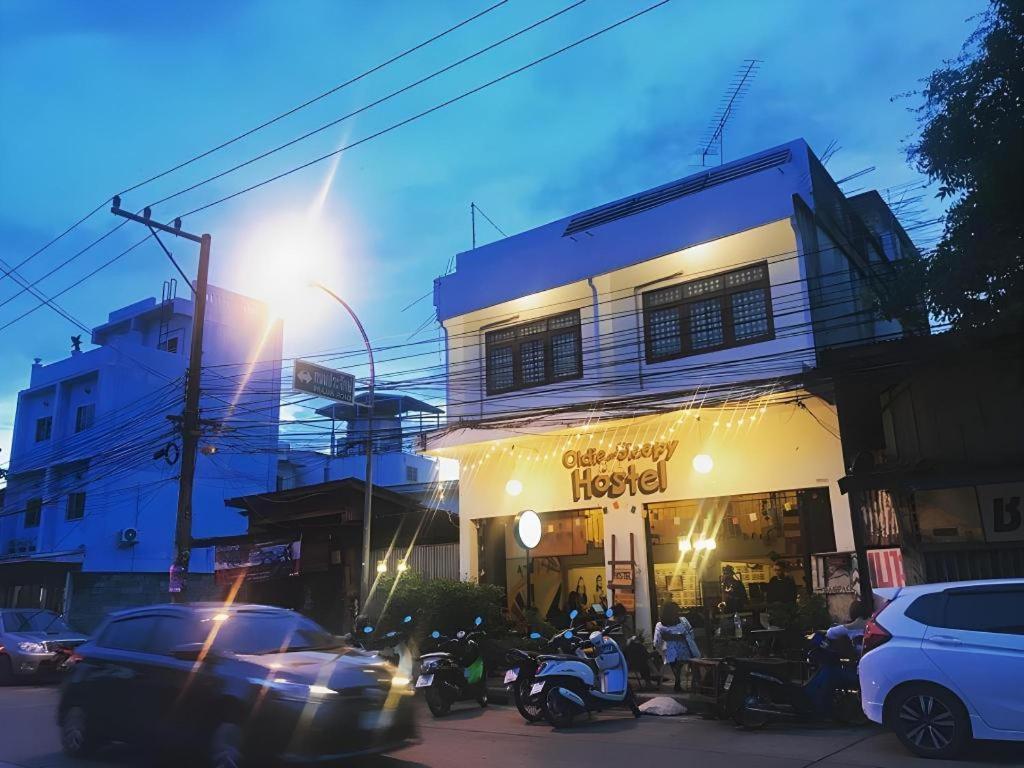 Oldie And Sleepy Hostel Udon Thani Luaran gambar